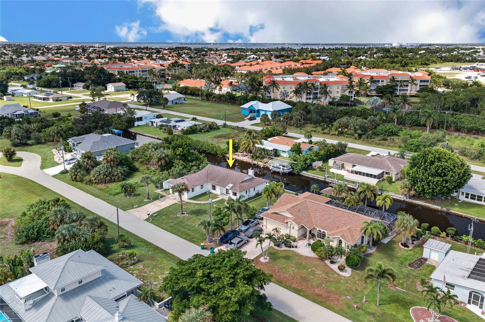 300 TARPON WAY