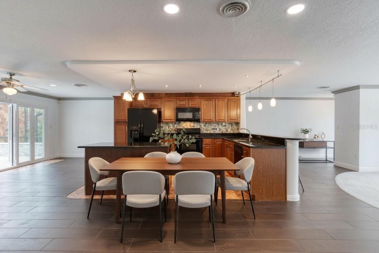 WOOD HAVEN - Residential