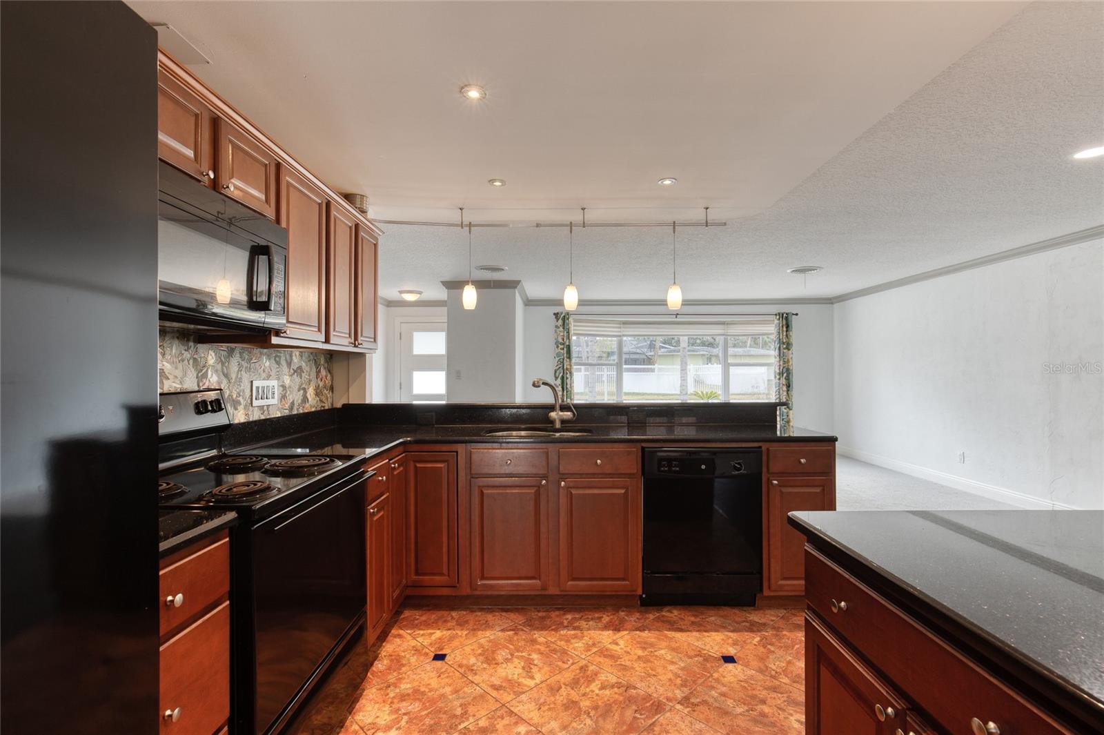 WOOD HAVEN - Residential