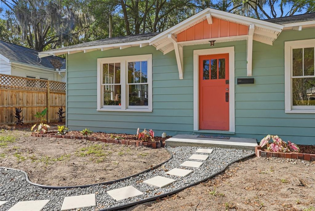 Photo of 312 NW 14th Avenue, Gainesville, FL 32601 (MLS # GC540367)
