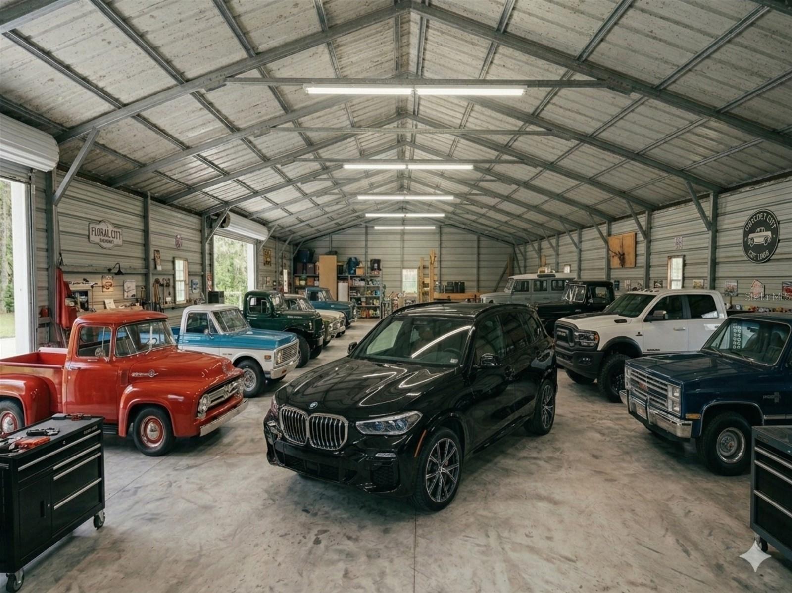 WHISPERING OAKS - Residential