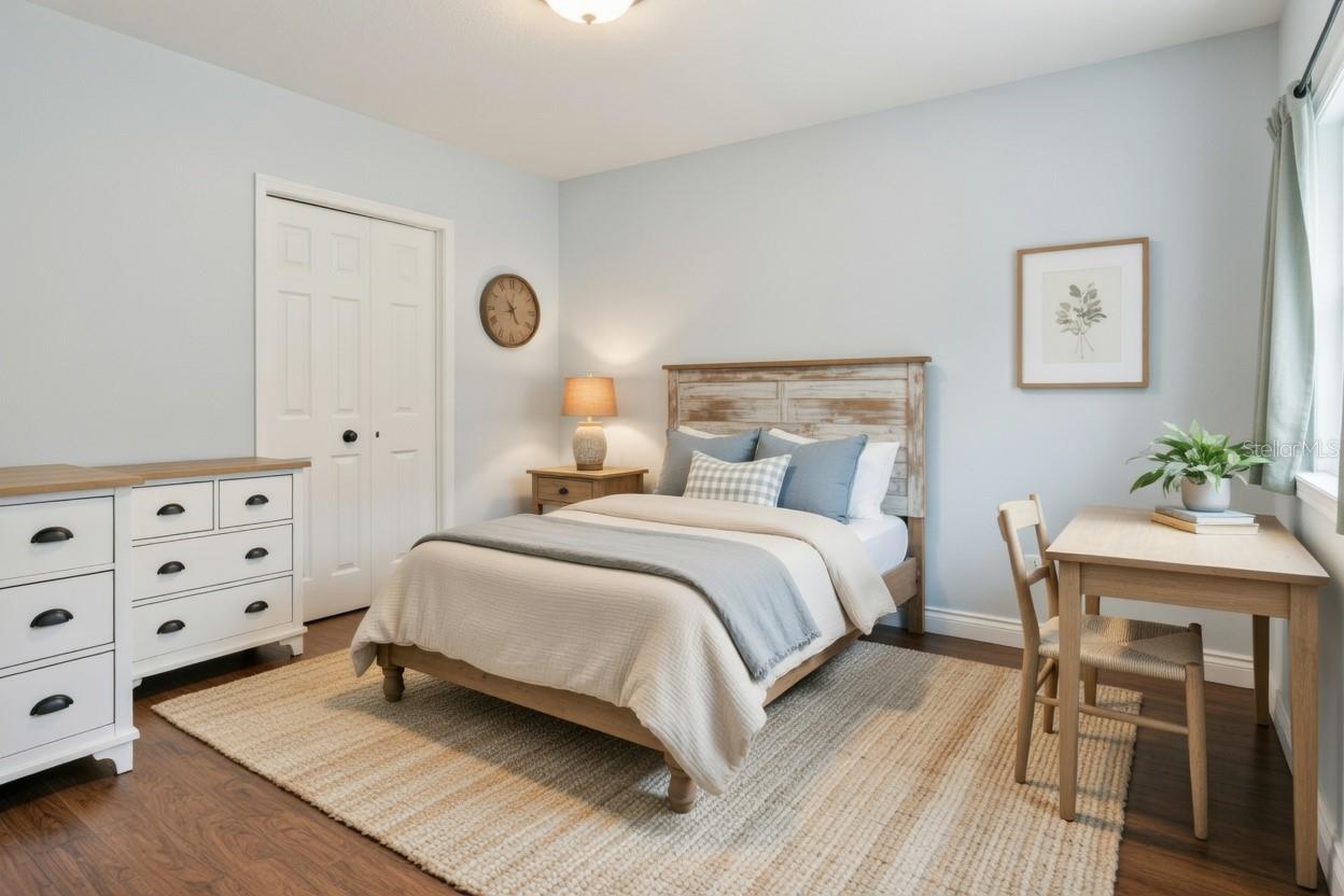 WHISPERING OAKS - Residential