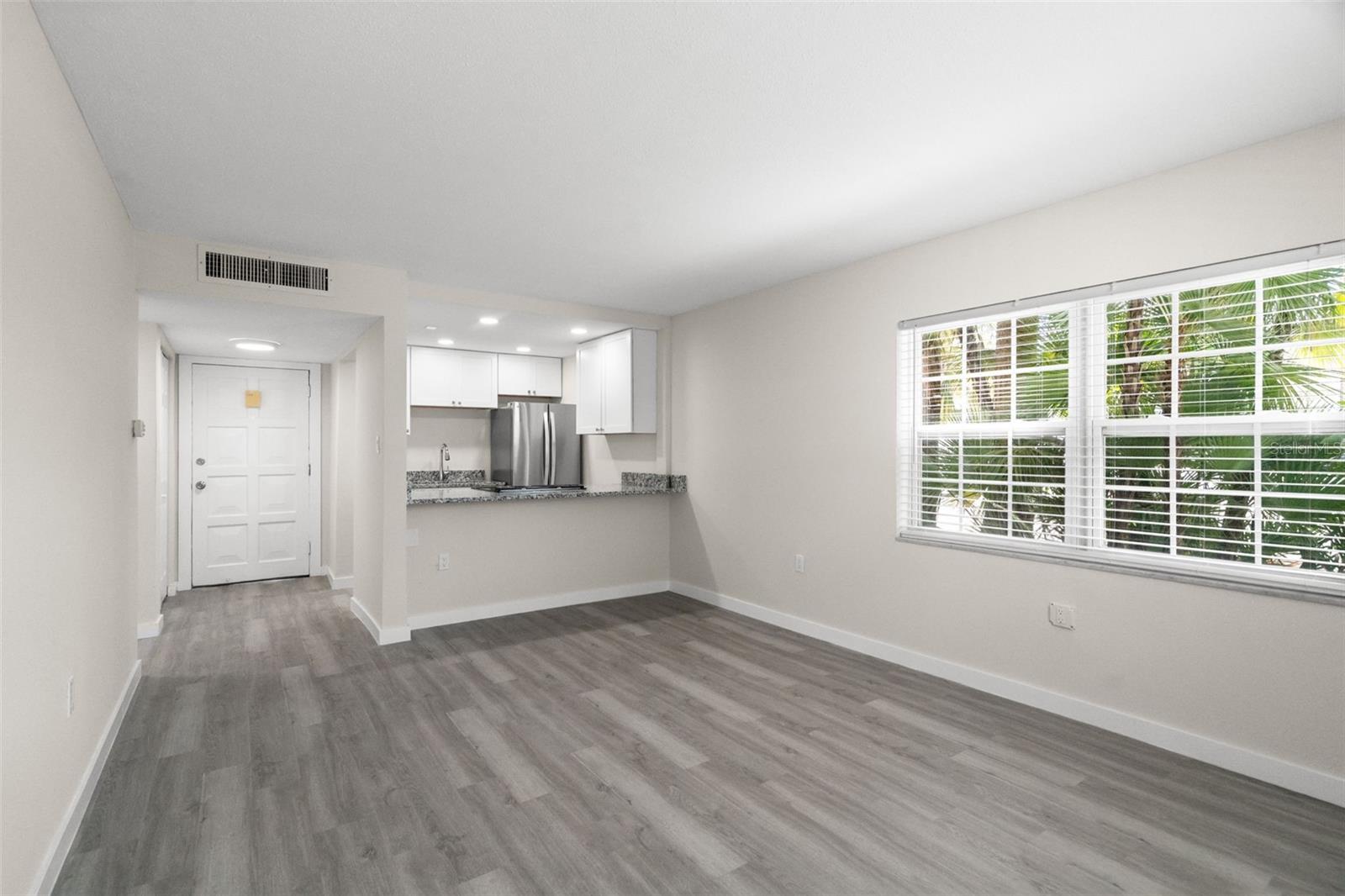 ISLA DEL CAPRI ADULT - Residential