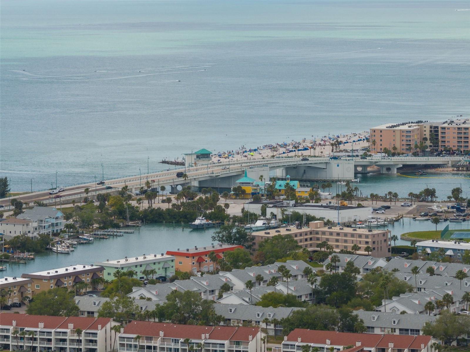 ISLA DEL CAPRI ADULT - Residential