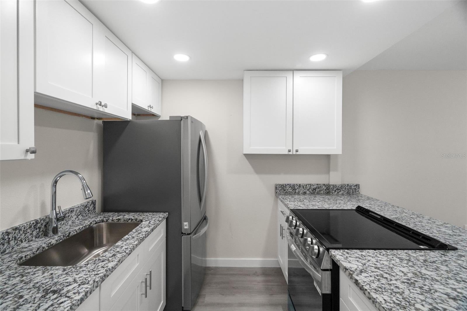 ISLA DEL CAPRI ADULT - Residential