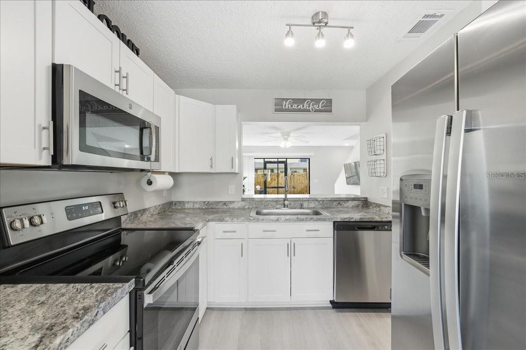 Photo of 1453 Highland Ridge Circle, Brandon, FL 33510 (MLS # TB8462063)