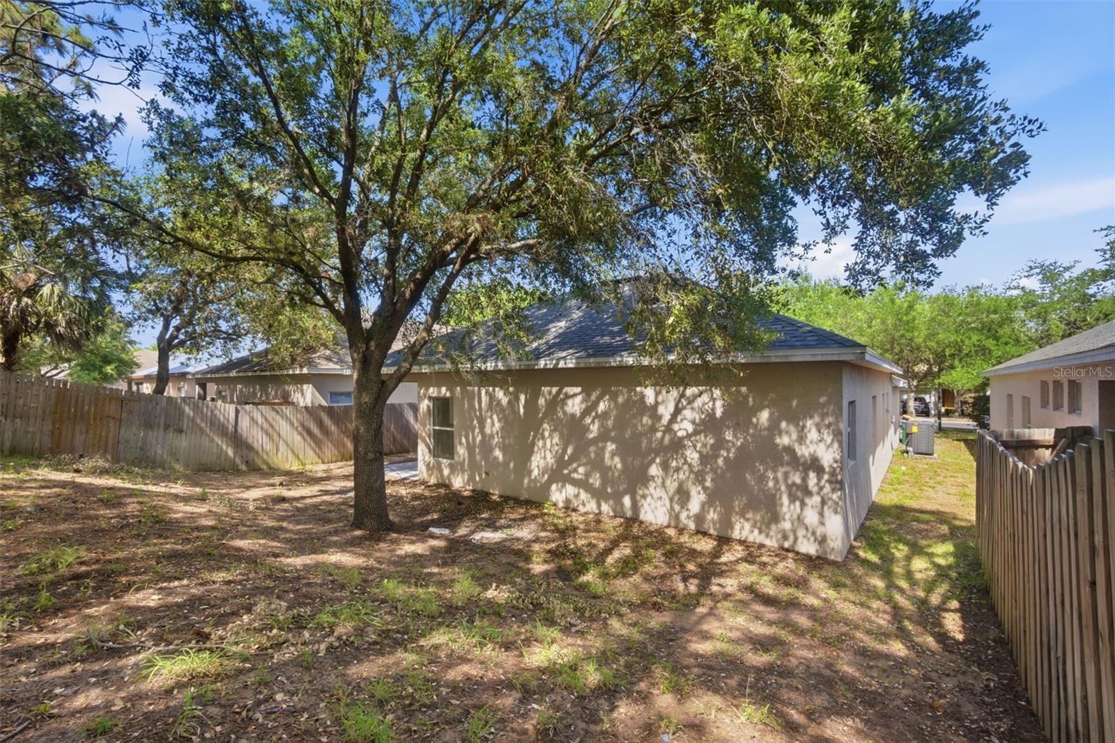 TAVARES PINES AT LAKE SAUNDERS PH 02 - Residential