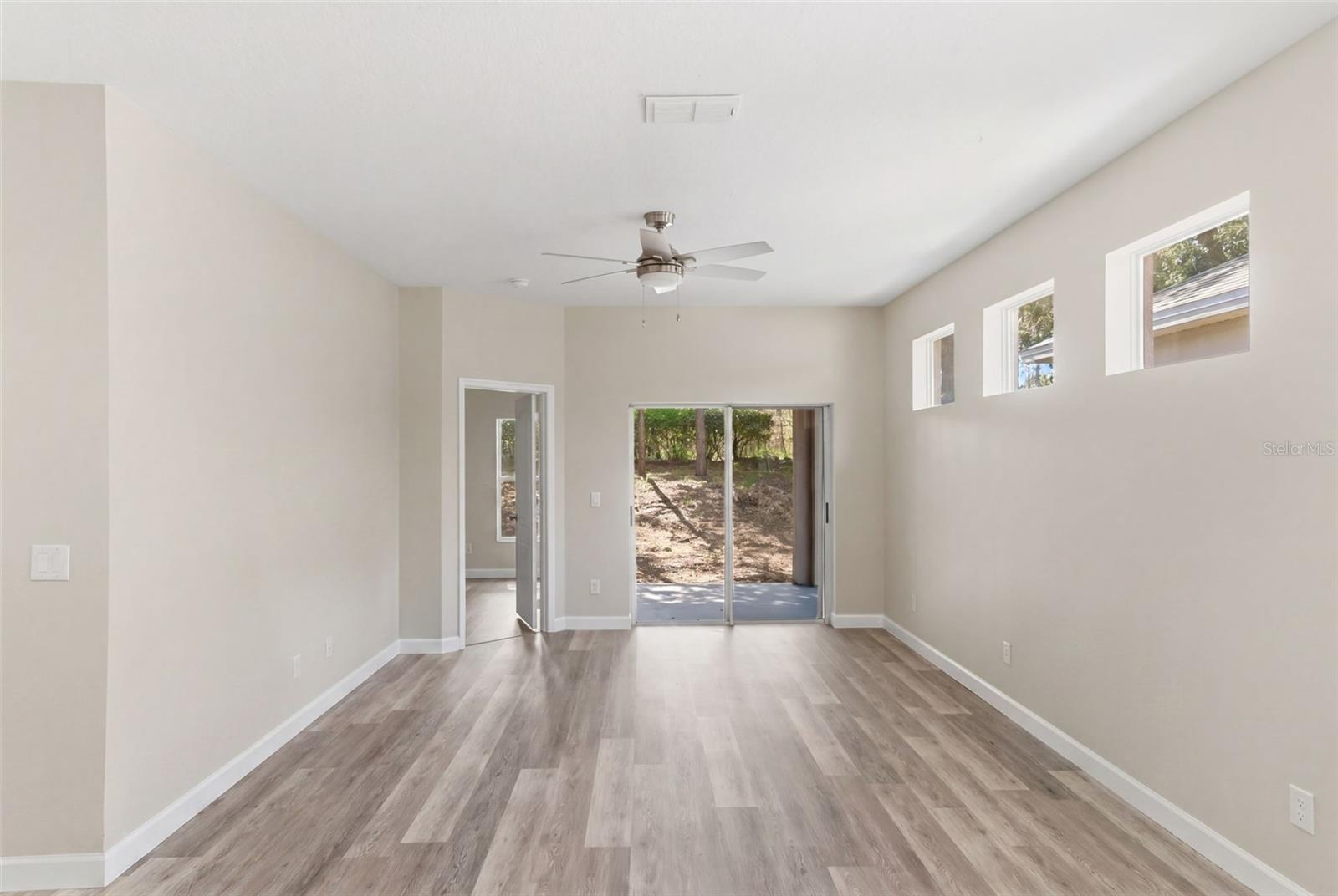 TAVARES PINES AT LAKE SAUNDERS PH 02 - Residential