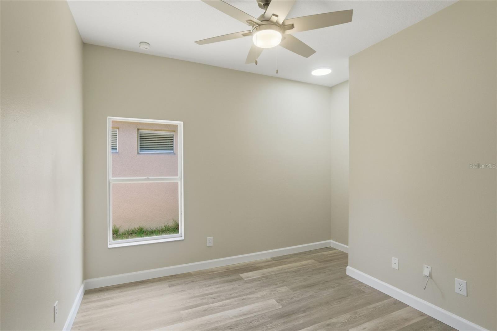 TAVARES PINES AT LAKE SAUNDERS PH 02 - Residential