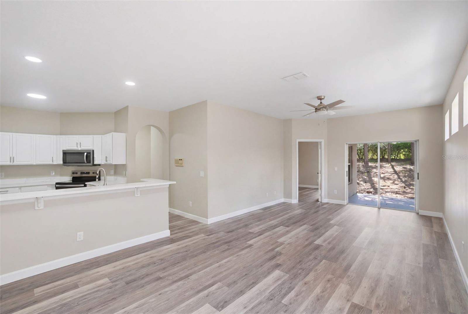 TAVARES PINES AT LAKE SAUNDERS PH 02 - Residential