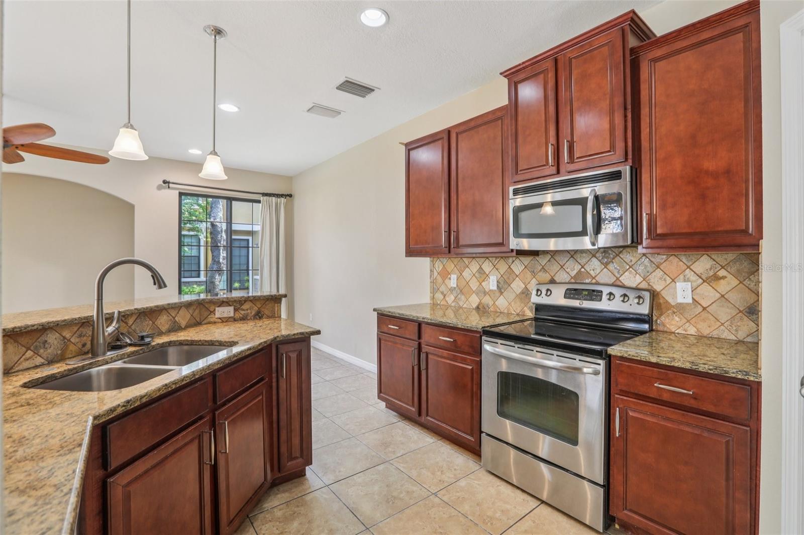 FISHHAWK RANCH PH 2 TR 1 - Residential