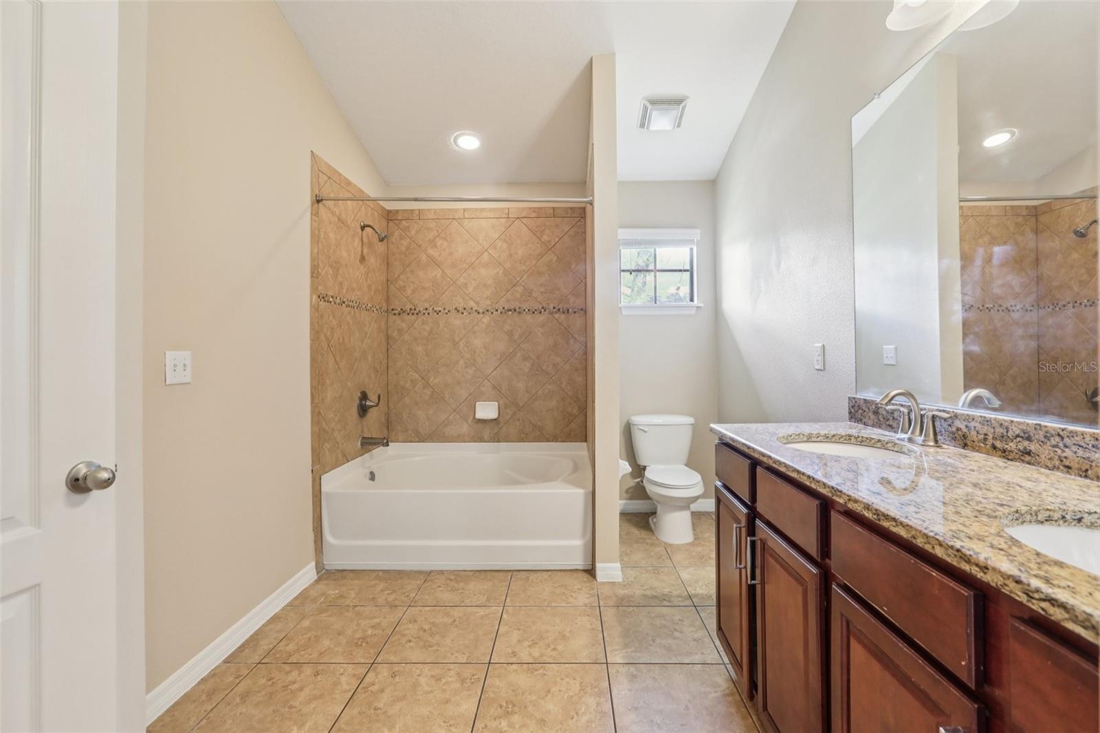 FISHHAWK RANCH PH 2 TR 1 - Residential