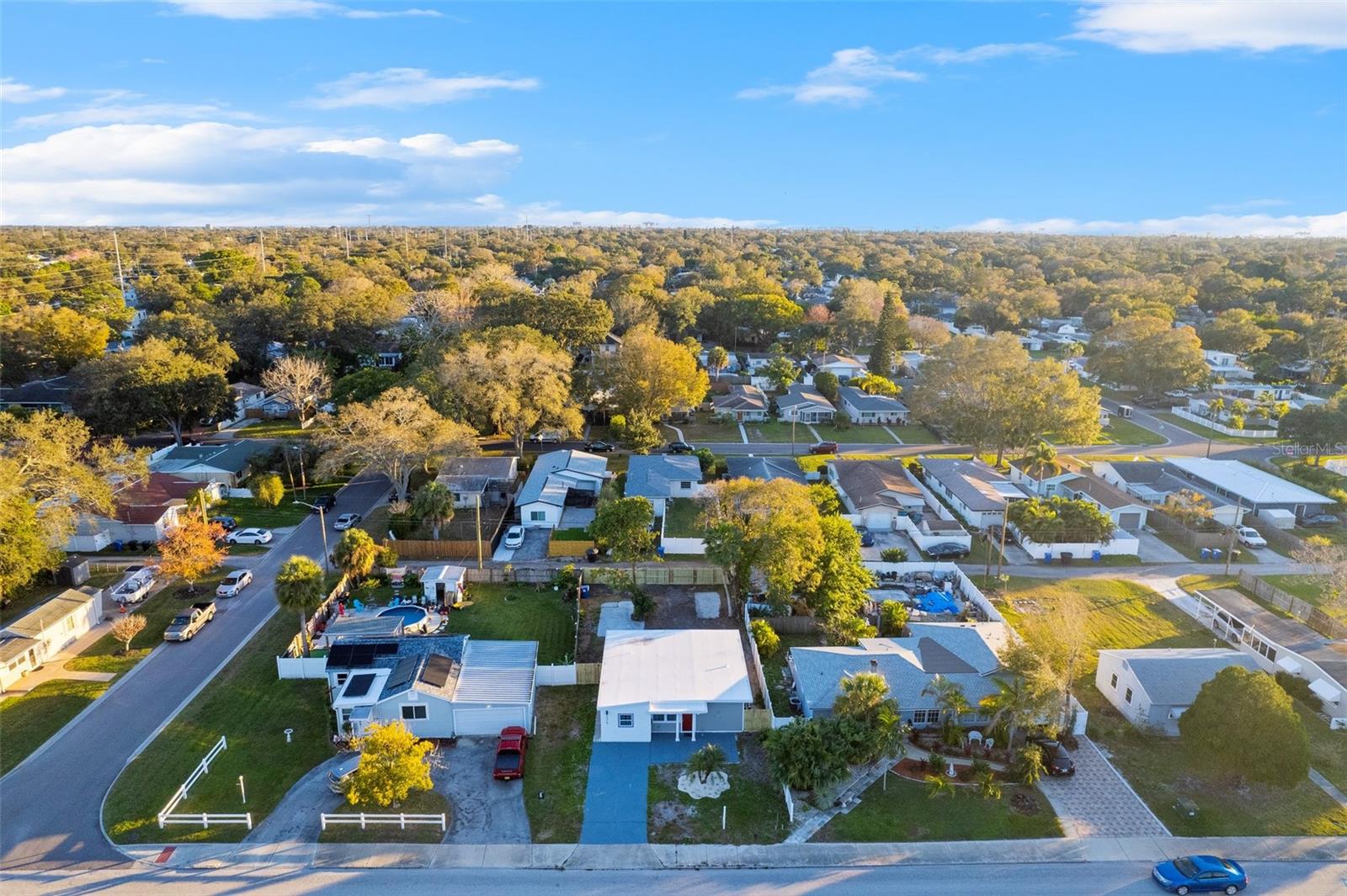 CRESTMONT - Residential