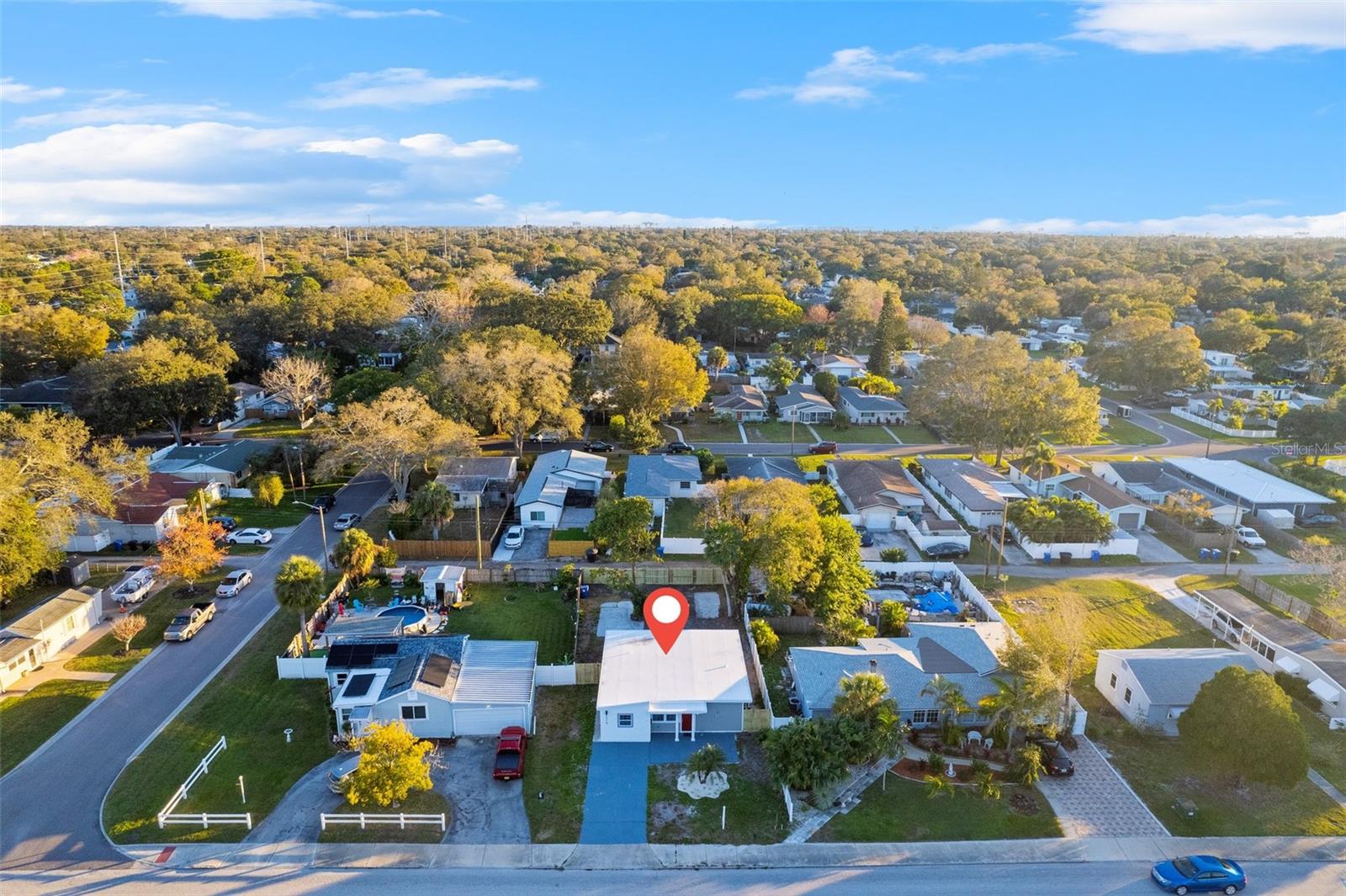 CRESTMONT - Residential