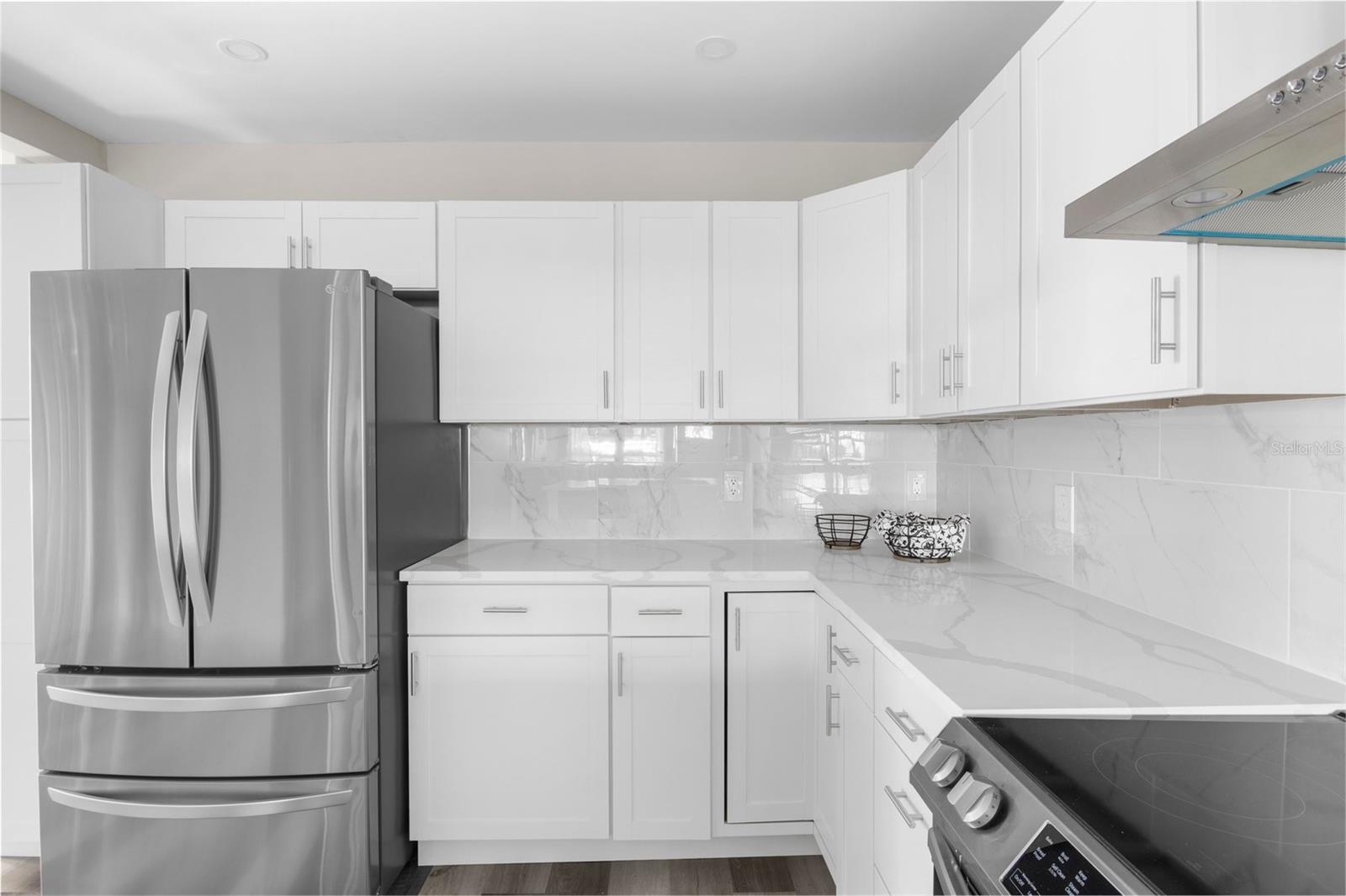 CRESTMONT - Residential