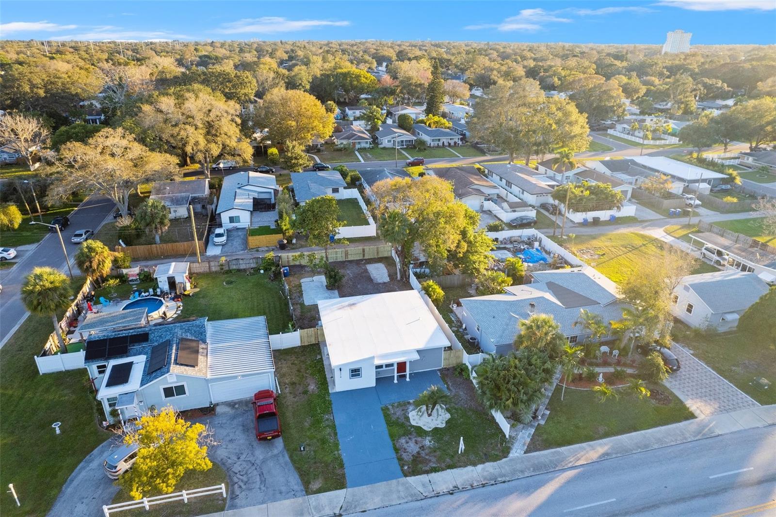 CRESTMONT - Residential