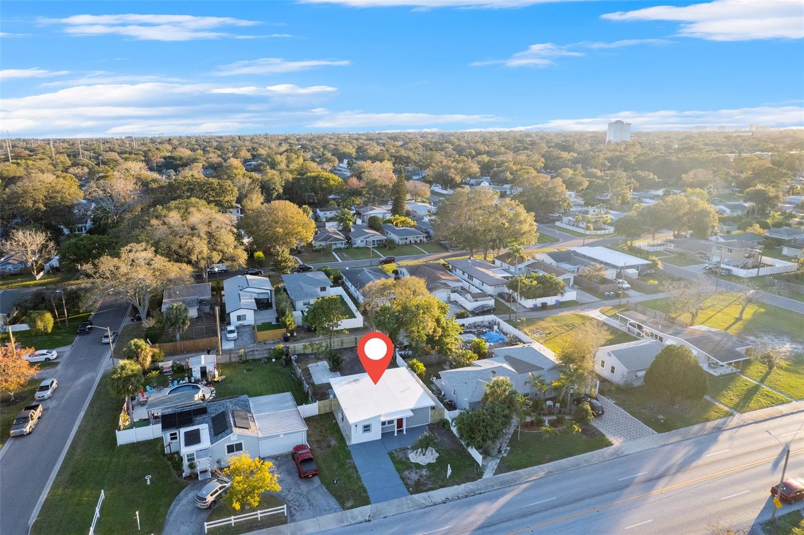 CRESTMONT - Residential