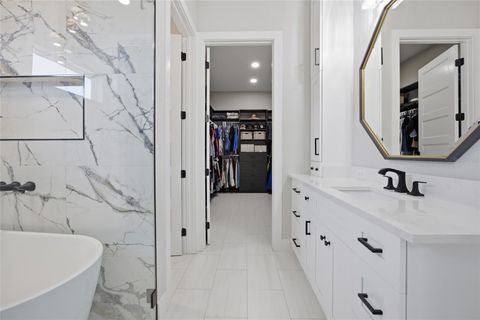 Tiny photo for 9665 SE 61st Terrace, Belleview, FL 34420 (MLS # OM721190)