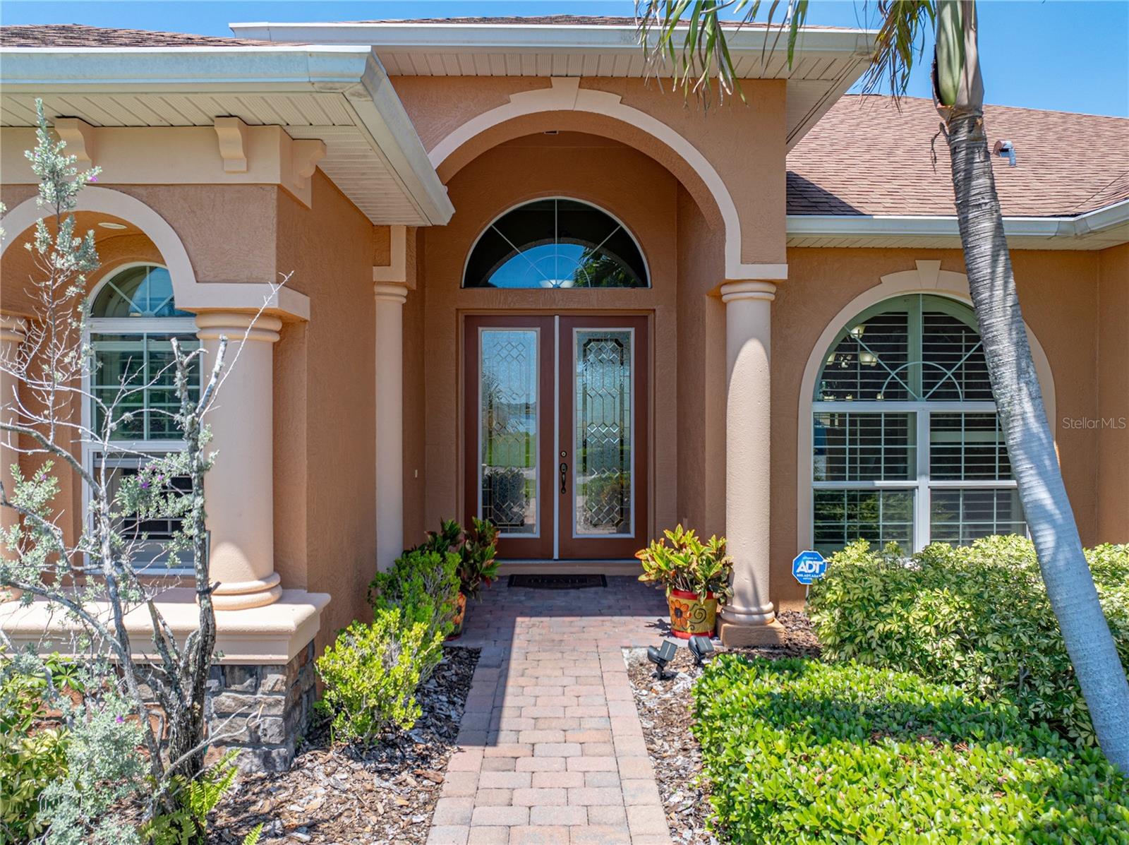 5436 HOGAN LANE