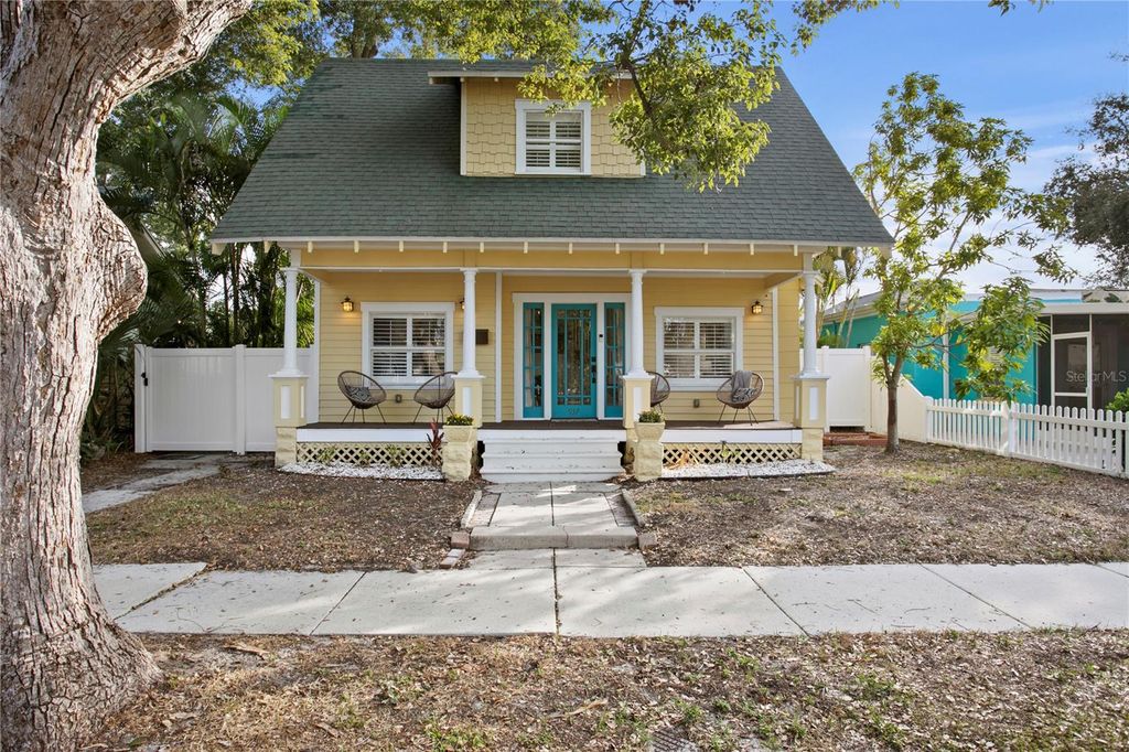 Photo of 937 5th Street N, St Petersburg, FL 33701 (MLS # TB8462339)