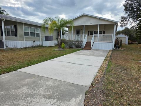 Photo of 34 W Appaloosa Trail, Lake Wales, FL 33853 (MLS # P4937410)