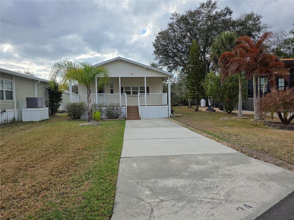 Photo of 34 W Appaloosa Trail, Lake Wales, FL 33853 (MLS # P4937410)