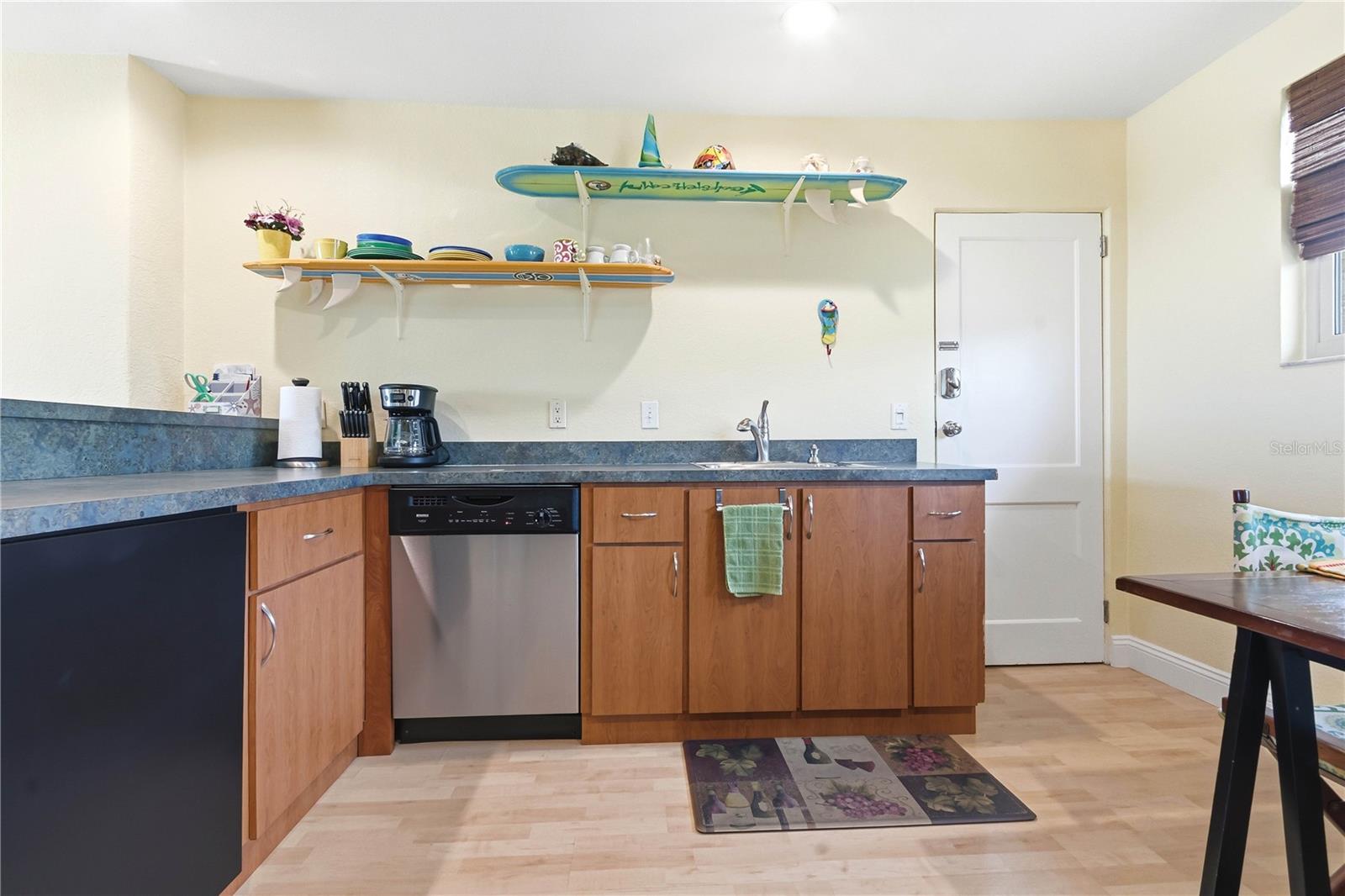 FRIENDLY NATIVE BEACH RESORT - Residential