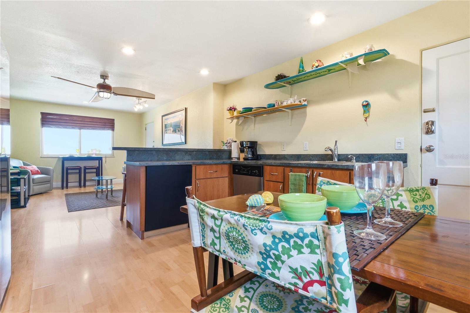 FRIENDLY NATIVE BEACH RESORT - Residential