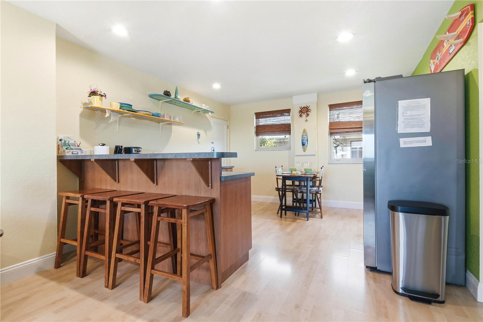 FRIENDLY NATIVE BEACH RESORT - Residential