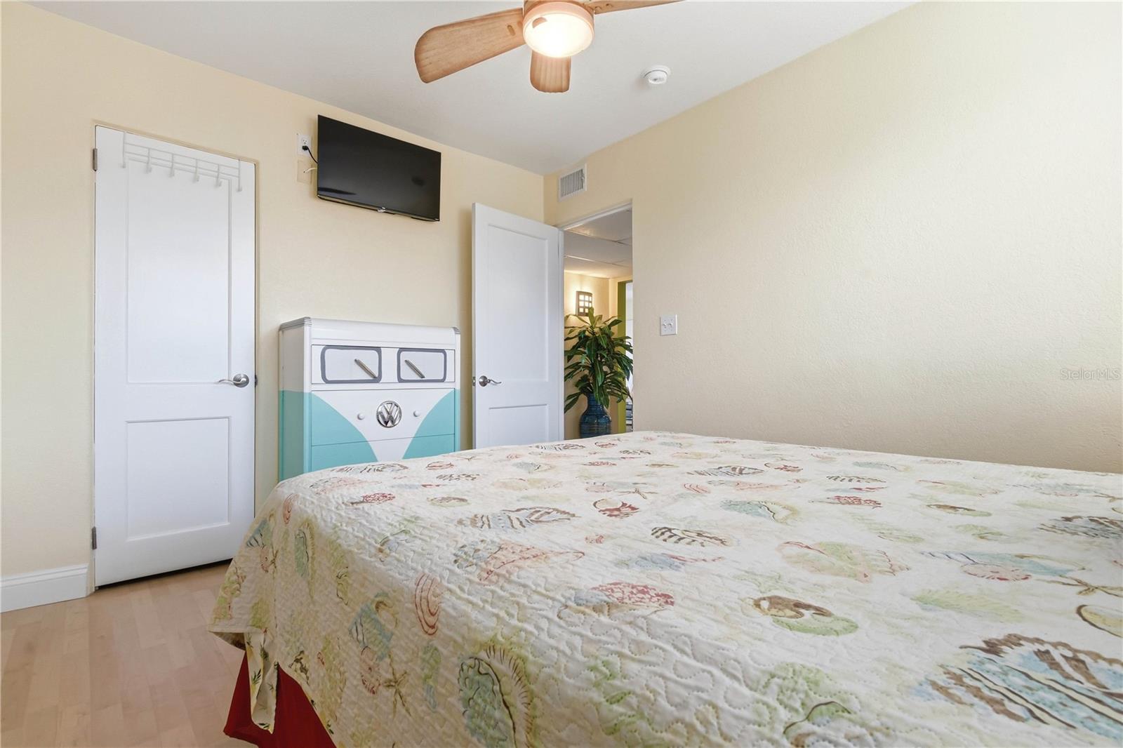 FRIENDLY NATIVE BEACH RESORT - Residential