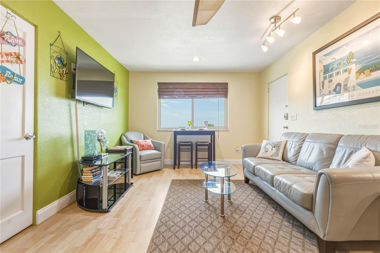 FRIENDLY NATIVE BEACH RESORT - Residential