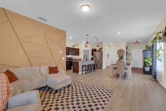 FERNANDA PLACE PH 1 - Residential