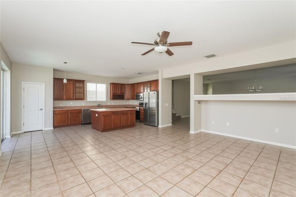 Photo of 12125 Fox Bloom Avenue, Gibsonton, FL 33534 (MLS # C7527986)