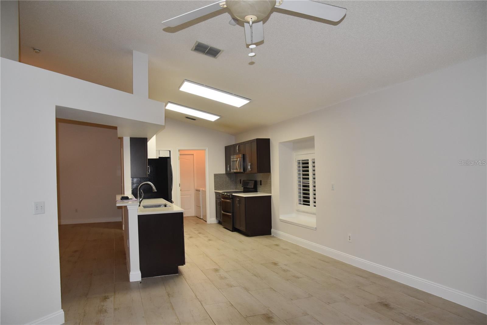 STONEYBROOK WEST - Residential Lease