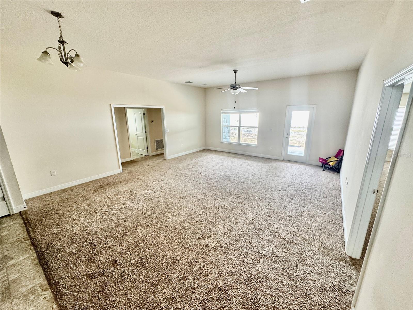 FRUITLAND PARK CHELSEAS RUN - Residential