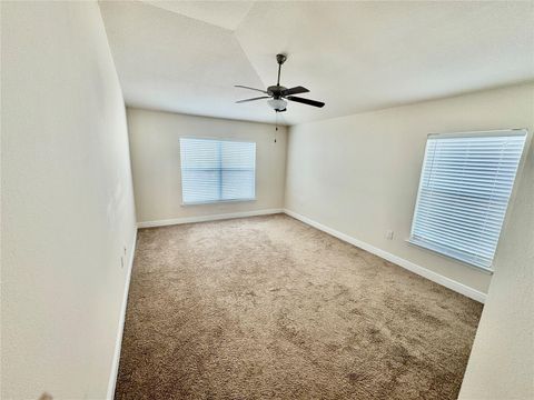 Tiny photo for 906 Chestnut Drive, Fruitland Park, FL 34731 (MLS # G5112071)
