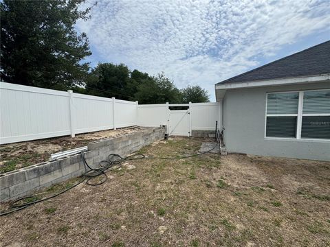 Tiny photo for 906 Chestnut Drive, Fruitland Park, FL 34731 (MLS # G5112071)