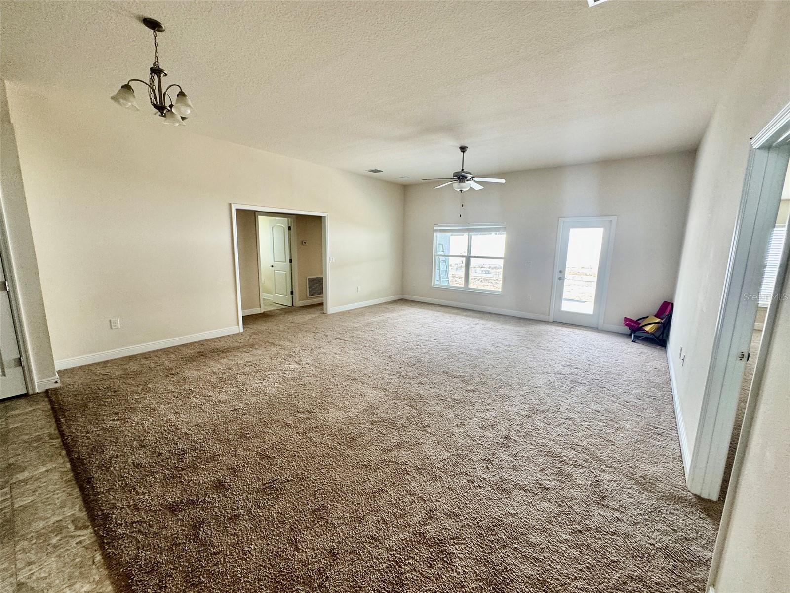 FRUITLAND PARK CHELSEAS RUN - Residential