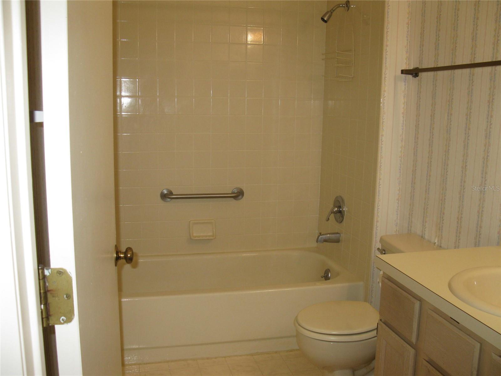 SWEETWATER GOLF & TENNIS CLUB ADD 01 - Residential