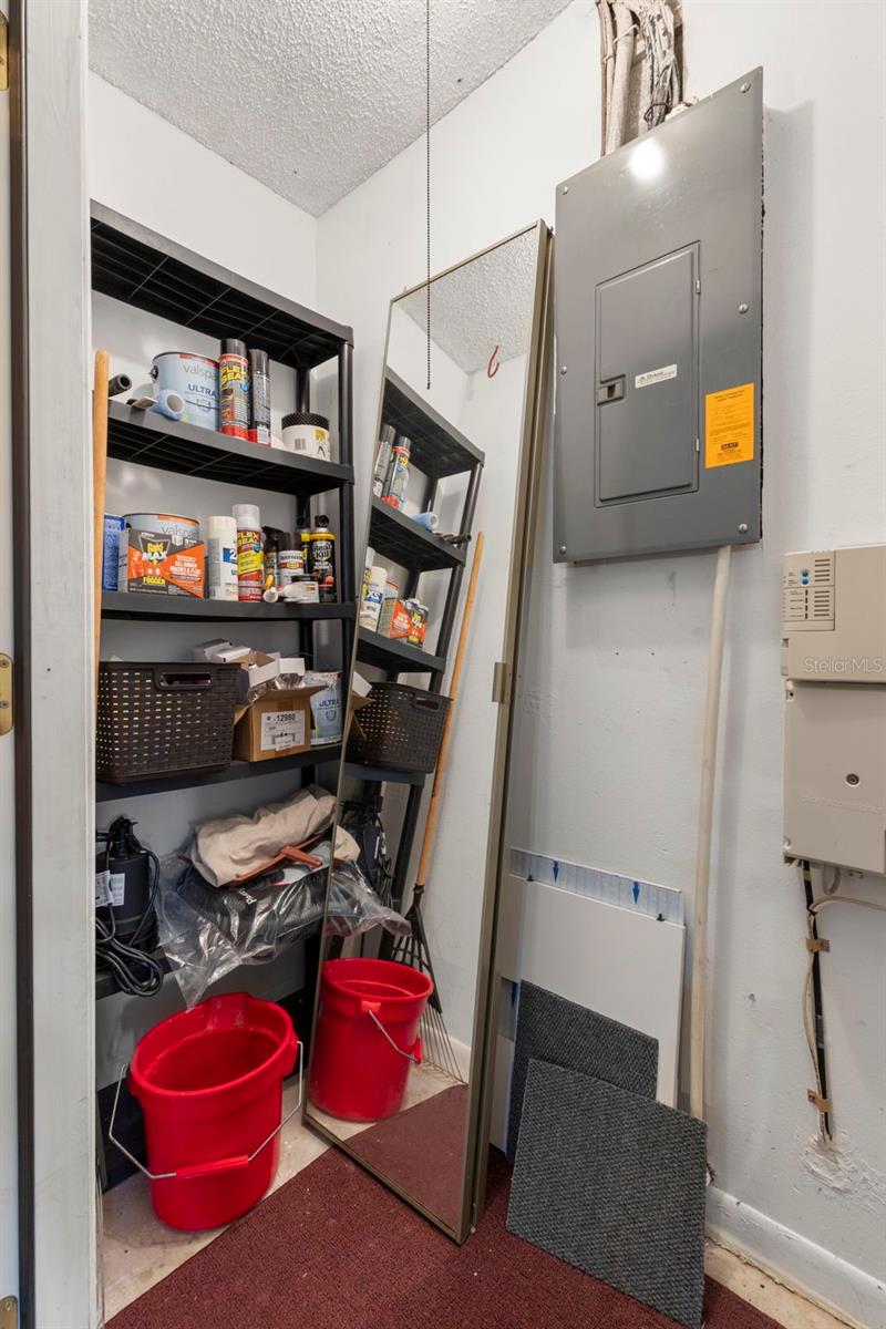 TOWNHOMES OF COUNTRY RUN PH - Residential