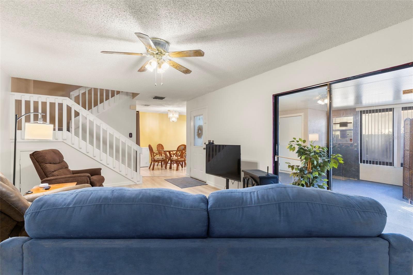 TOWNHOMES OF COUNTRY RUN PH - Residential