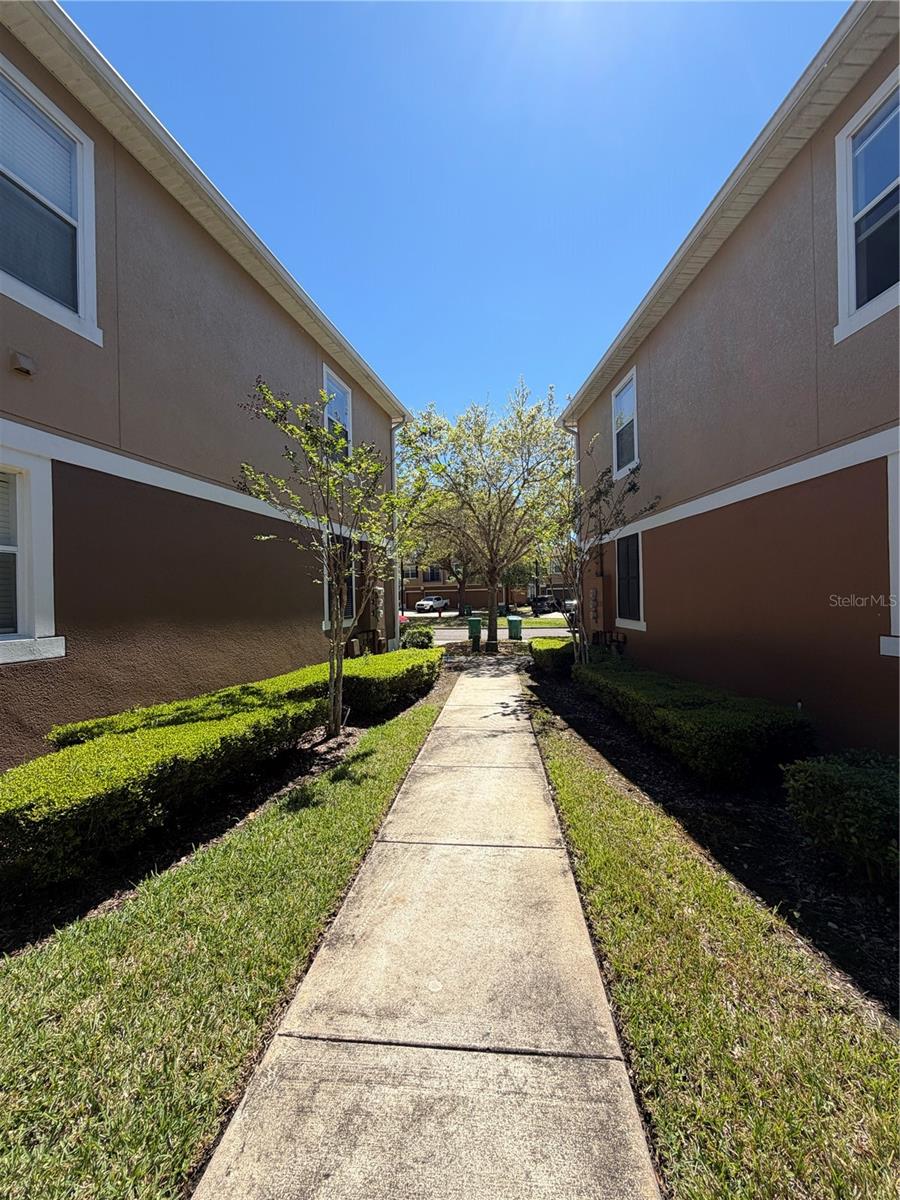 TUCKER OAKS BLDG 5 - Residential