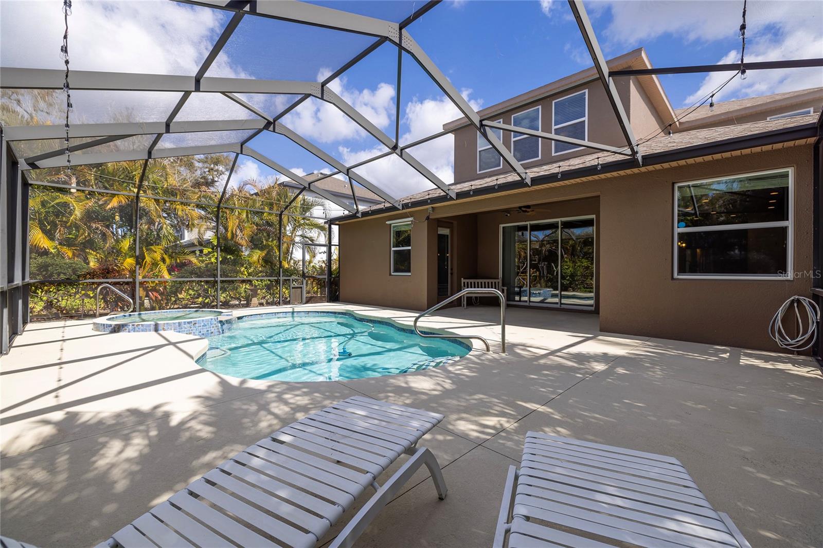 TARPON KEY - Residential