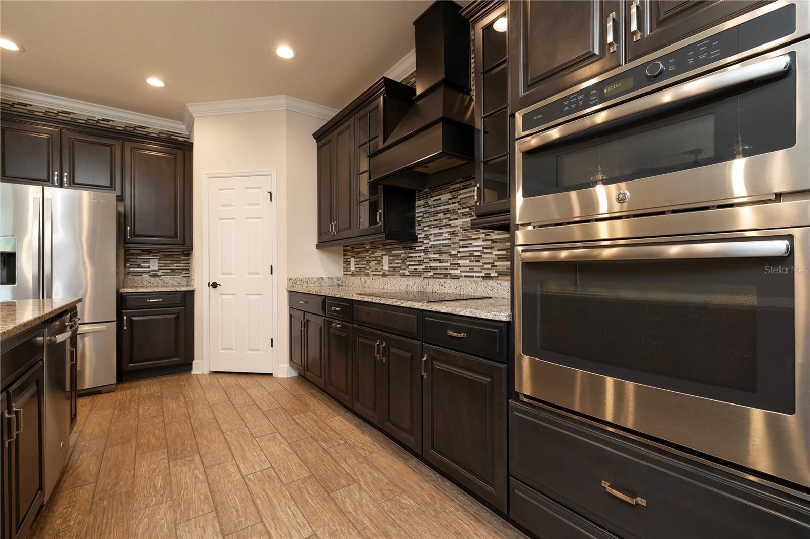 TARPON KEY - Residential