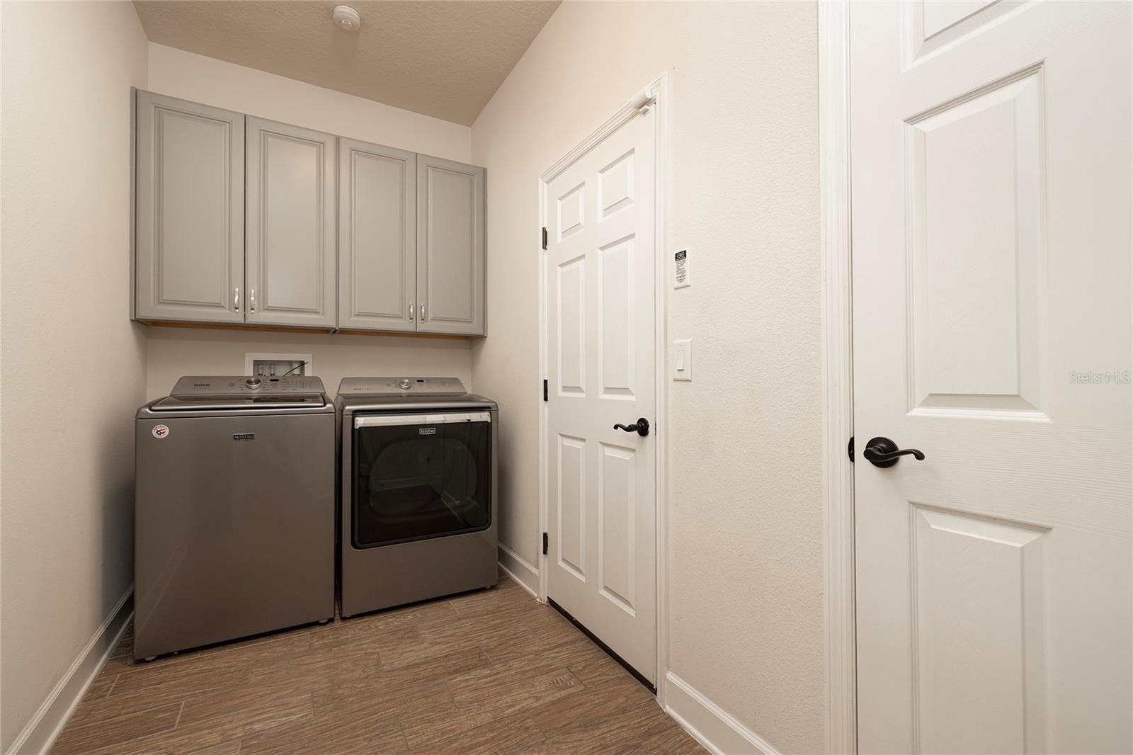 TARPON KEY - Residential