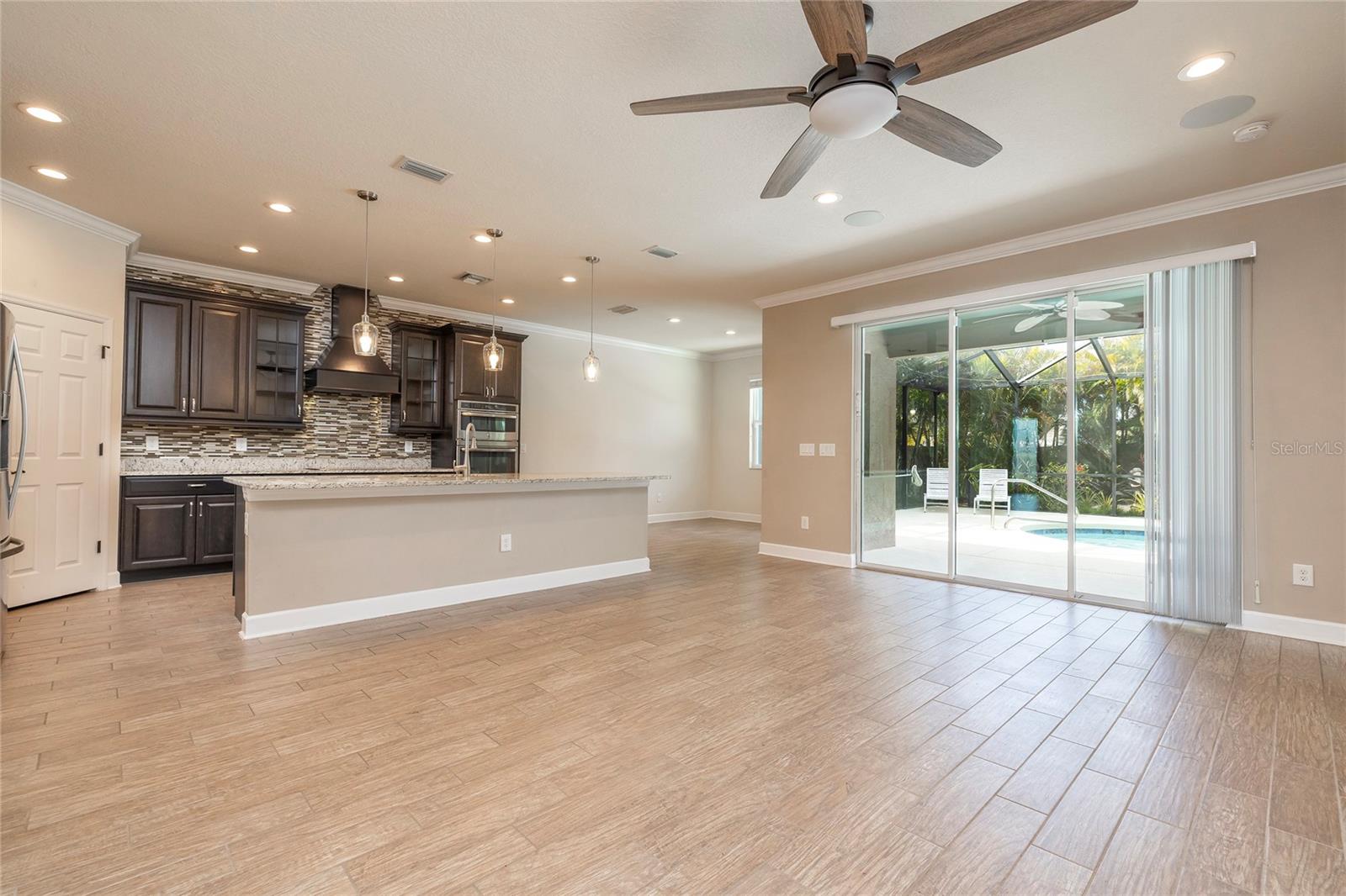 TARPON KEY - Residential