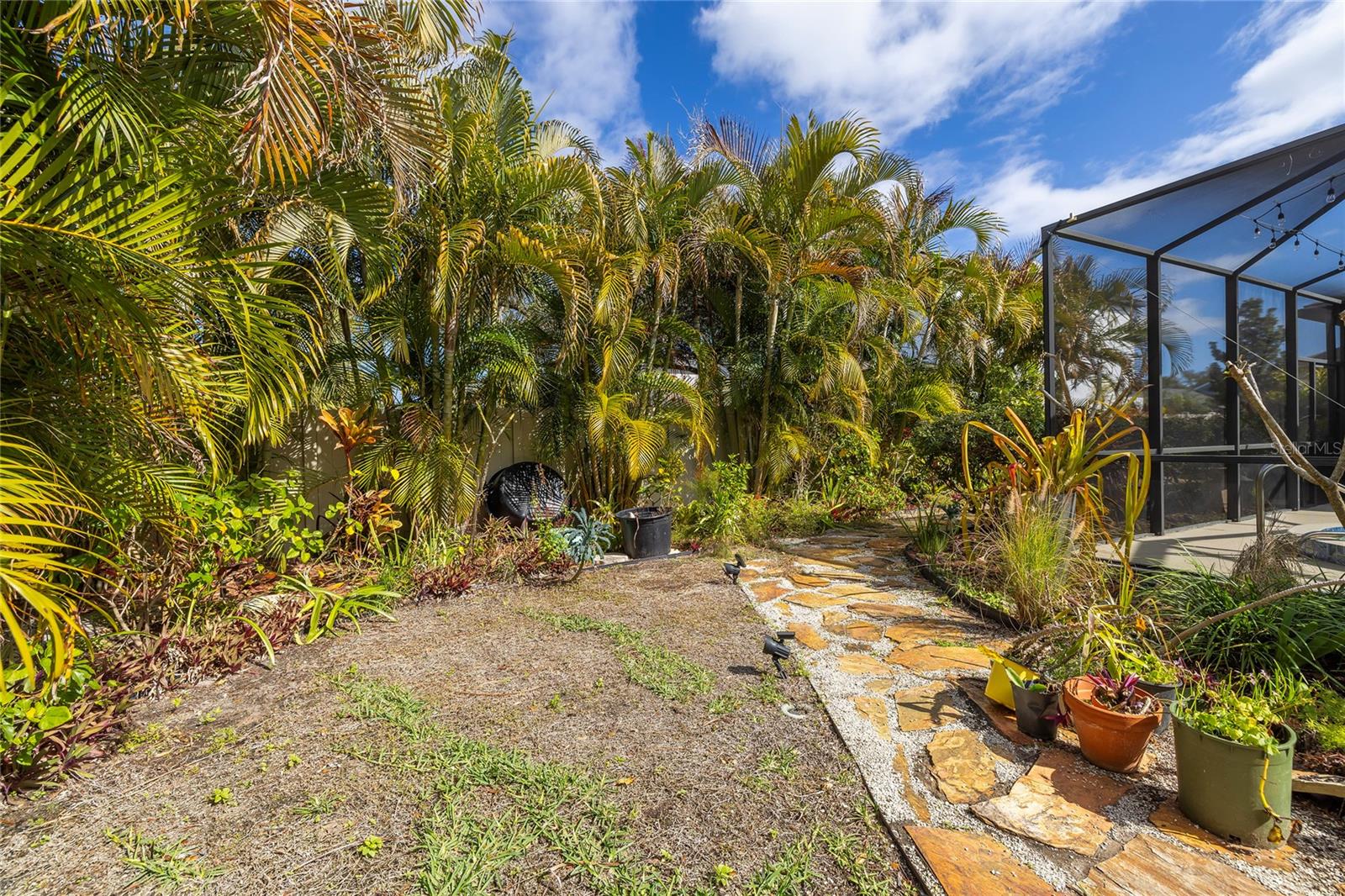 TARPON KEY - Residential