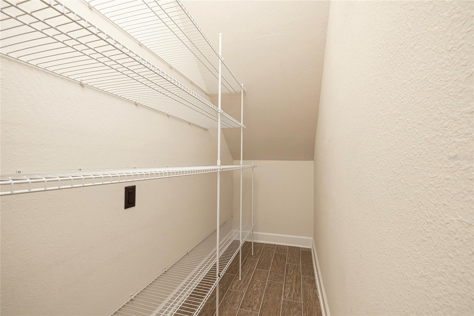 TARPON KEY - Residential