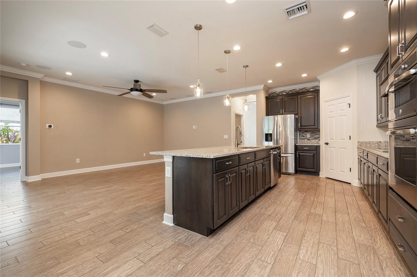 TARPON KEY - Residential