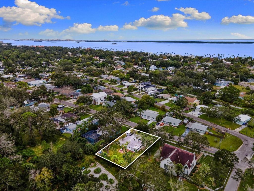 Photo of 1889 San Mateo Drive, Dunedin, FL 34698 (MLS # TB8435831)